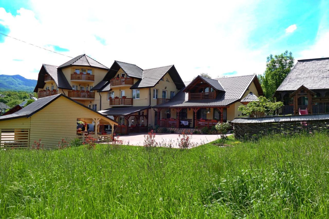Pensiunea Inima Maramuresului Breb Exterior foto
